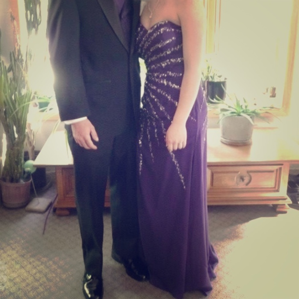 Riva Designs Strapless Prom Dress